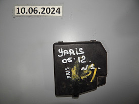 КРЫШКА БЛОКА ПРЕДОХАНИТЕЛЕЙ (82662-52301) TOYOTA YARIS XP90 2005-2012